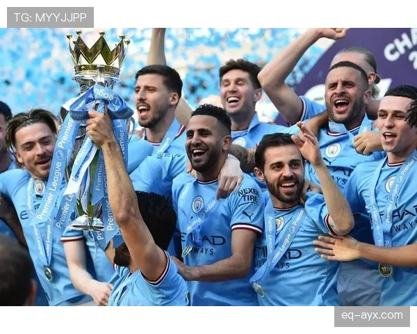 阿克防守表现再获肯定，成曼城争冠关键助力