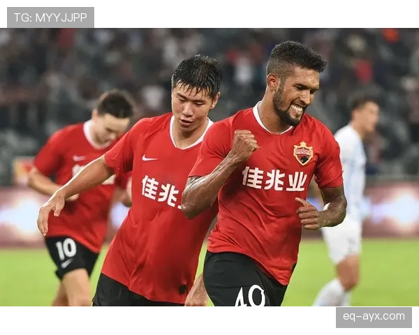 里昂防守体系持续提升，重塑球队防线助力争夺冠军荣耀